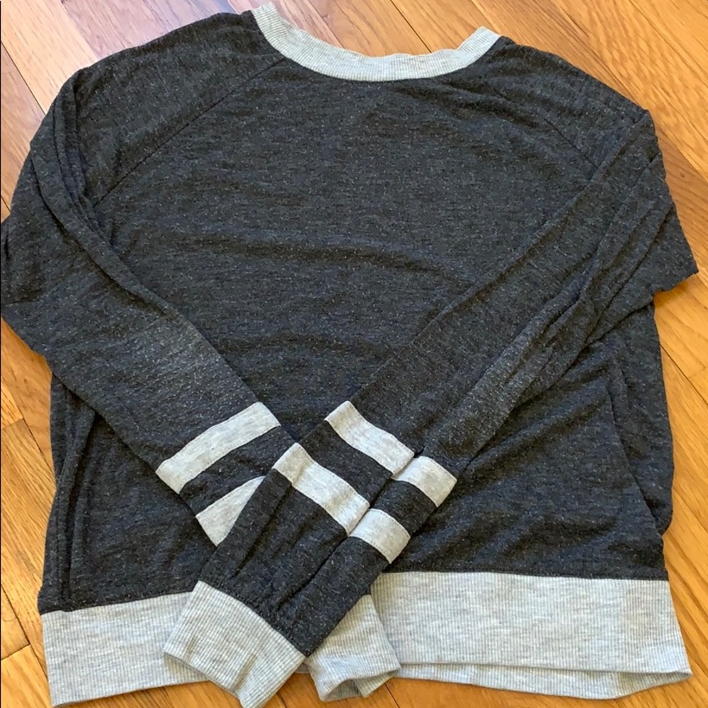 long sleeve light tee